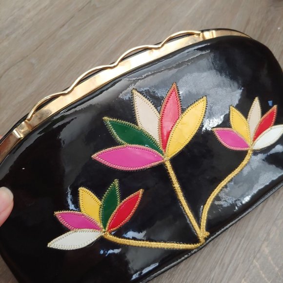 ♥️SOLD♥️Vintage Patent Leather Stitched Floral C - Picture 3 of 5